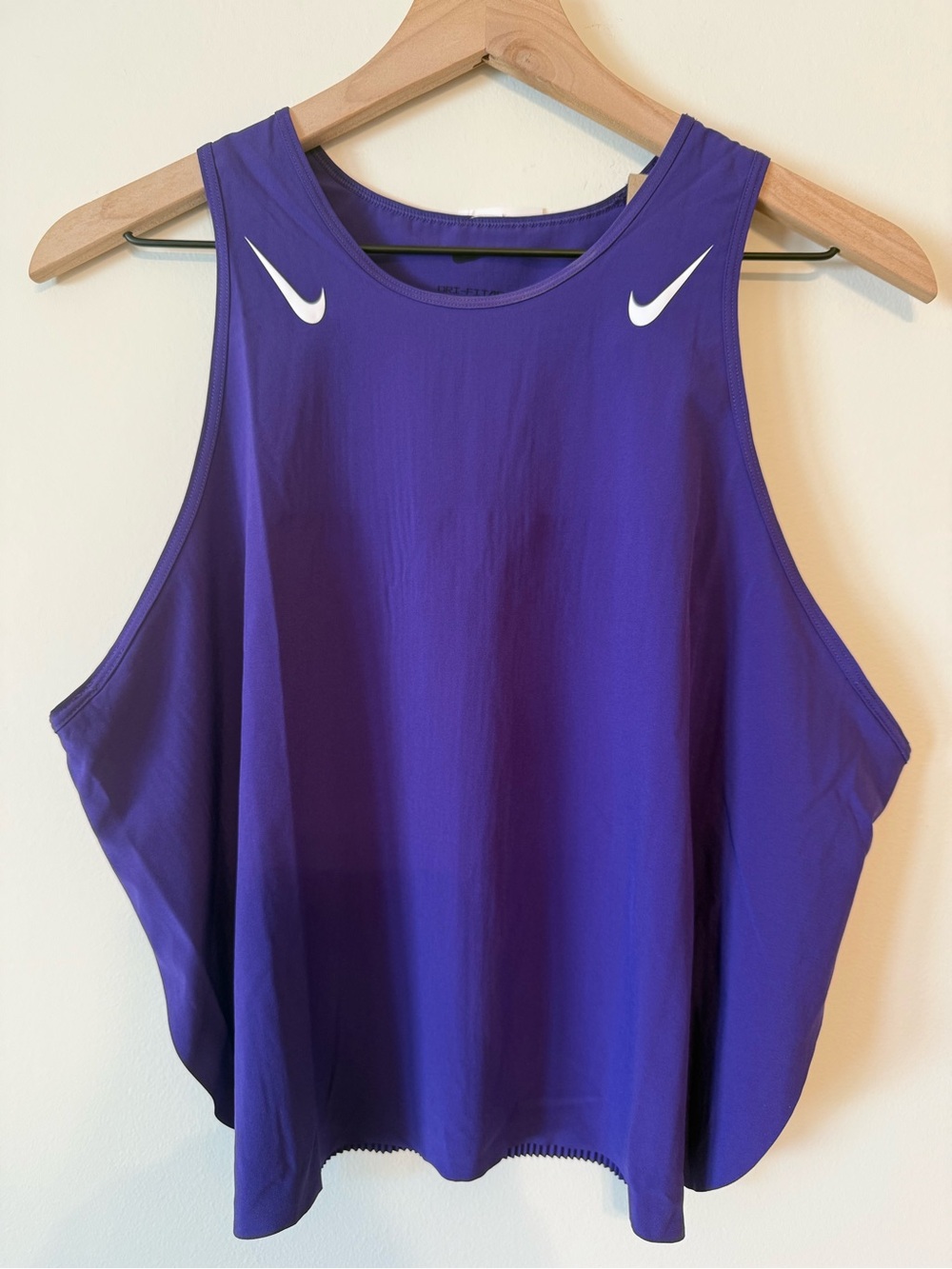 NIKE DRI-FIT ADV Women’s Running Tank